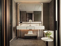 Four Seasons Hotel Dalian