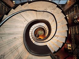 Four Seasons Hotel Dalian