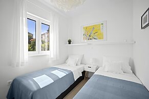 Urban loft next to the beach