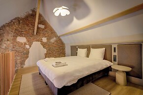SEPHS Hotel