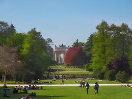 Charming Sempione Apartment