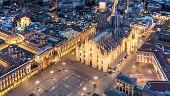 Charming Sempione Apartment