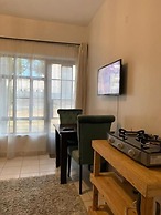 Lux Suites Rio-vista Studio Apartments