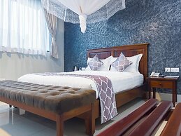 KRM Hotel - Caran