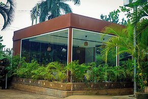 KRM Hotel - Caran