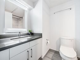 Soho Suites Yorkville