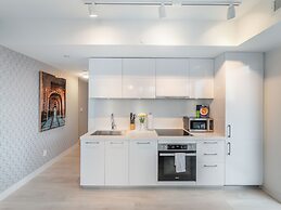 Soho Suites Yorkville