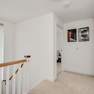 Tranquil 4-bed Oasis Modern Chic