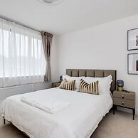 Tranquil 4-bed Oasis Modern Chic