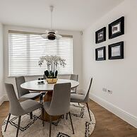 Tranquil 4-bed Oasis Modern Chic