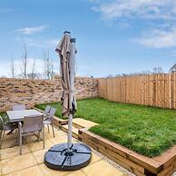 Tranquil 4-bed Oasis Modern Chic