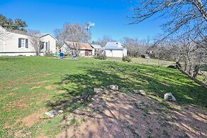 Calmbach Cottage 2 Bedroom Home by RedAwning