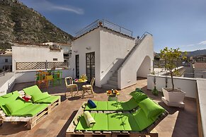 YourHome - Karme House