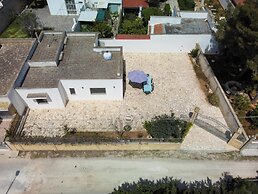 Villa Scianuli 250 meters from the sea