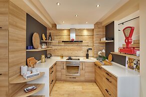 Beachfront Villa Adria