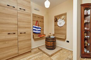 Beachfront Villa Adria