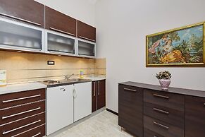 Beachfront Villa Adria