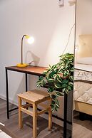 FLORENCE ROOMS NOVELLA