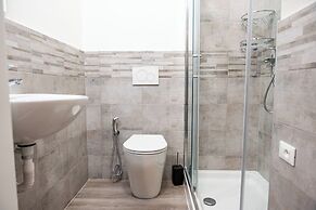 FLORENCE ROOMS NOVELLA
