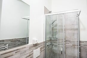 FLORENCE ROOMS NOVELLA