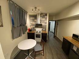 Dt 1bed 1bath Cozy Suite 8 Min Walk To Arena