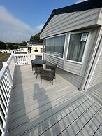 Lovely 2-bed Luxury Caravan in Newquay