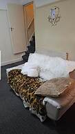Beautiful 1-bed House in Leeds