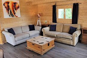 Lovely 3-bed Lodge in Ashton Under Hill