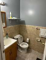 Glamour Room A Near EWR Aiport Penn Stat