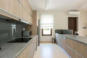 Villa Noboa Sea View Spacious And Cozy 5bd