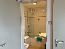 Plato by Hofstad Studios