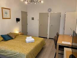 Plato by Hofstad Studios