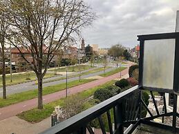 Plato by Hofstad Studios