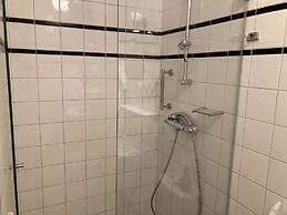 Plato by Hofstad Studios