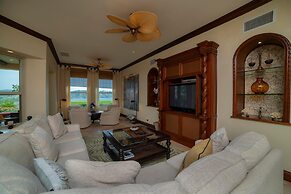 Marbella 2F - 3 Bedr 3 1 2 Bath