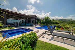 - Casa Blue Sail 6 bdr Ocean View - Family