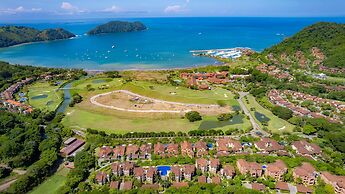 - Casa Blue Sail 6 bdr Ocean View - Family