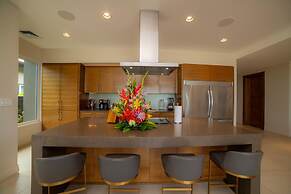 - Casa Blue Sail 6 bdr Ocean View - Family