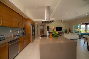 - Casa Blue Sail 6 bdr Ocean View - Family