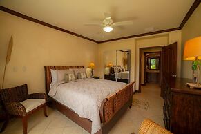 Bay Residence 9F 3 bdr 2 Bath