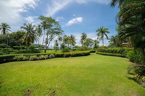 Bay Residence 9F 3 bdr 2 Bath