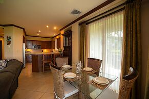 Bay Residence 9F 3 bdr 2 Bath