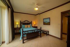 Bay Residence 9F 3 bdr 2 Bath