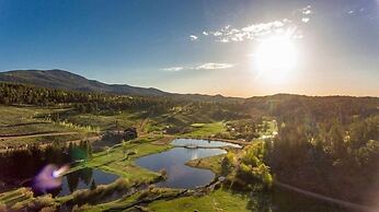 Beaver Meadows Resort Ranch