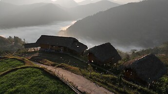MONG NGUA BUNGALOW & HOMESTAY