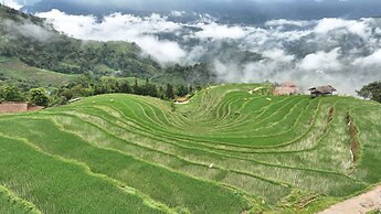 MONG NGUA BUNGALOW & HOMESTAY