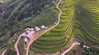 MONG NGUA BUNGALOW & HOMESTAY