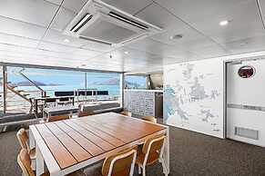 Whitsunday Explorer Small Ship Cruising