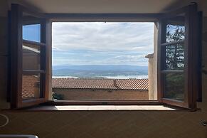 Lemon Apt With Shared Pool And Garden