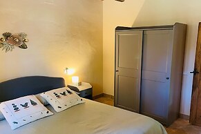 Olivemill Apt Private Jacuzzi Outside